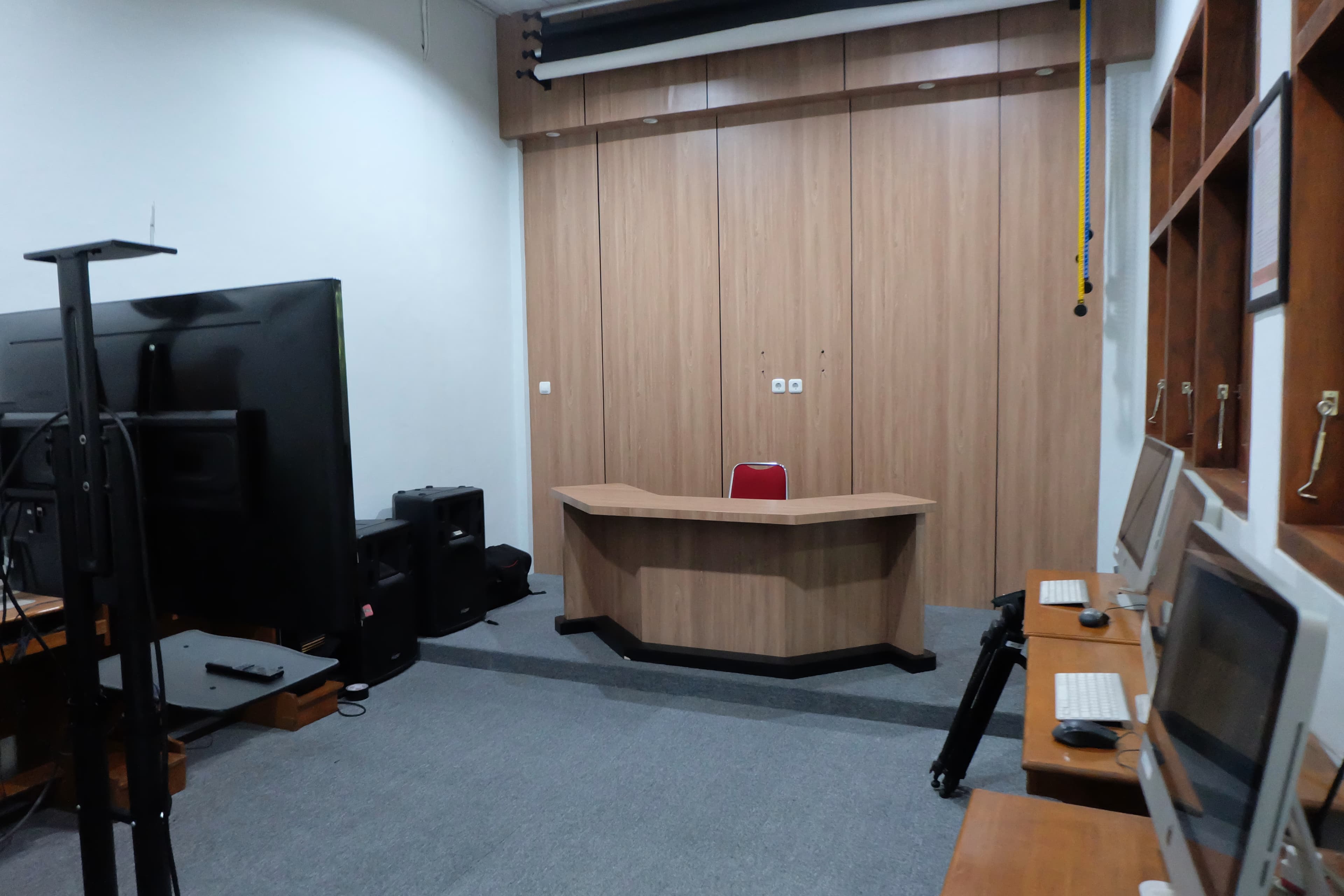 Lab Ilmu Komunikasi
