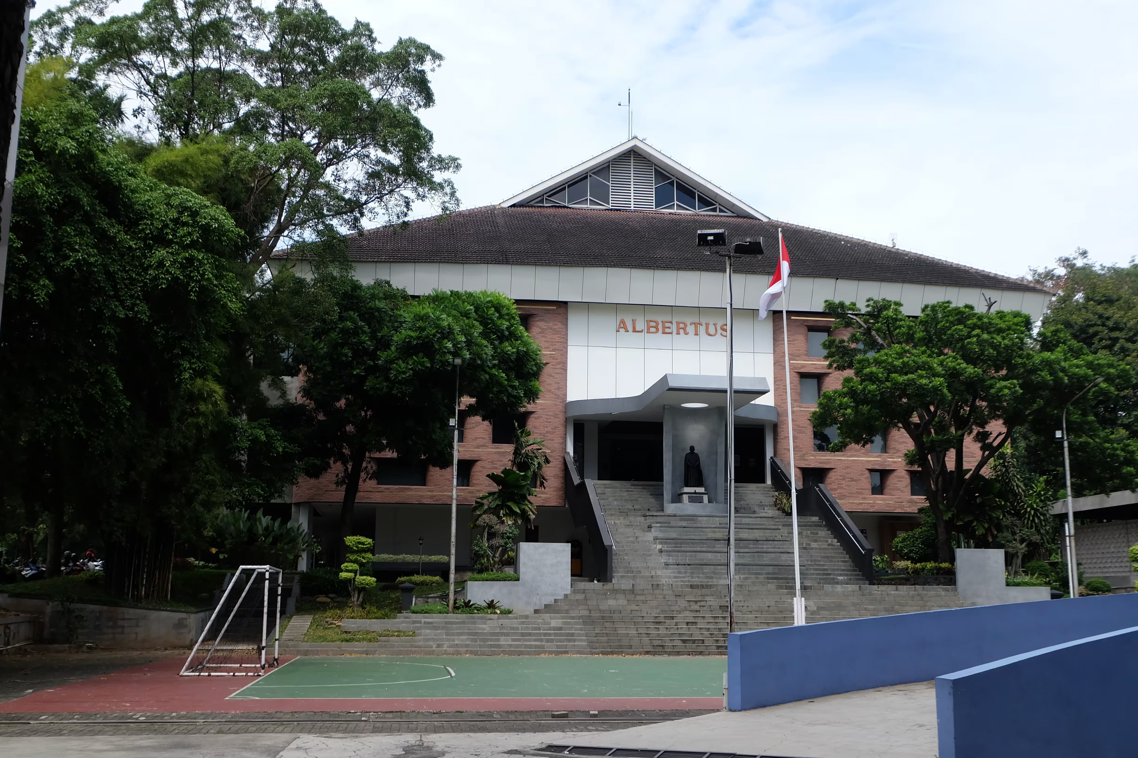 Gedung Perkuliahan
